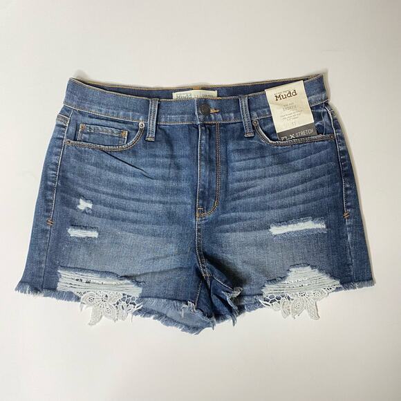 Mudd high waisted distressed lace jean shorts - Picture 2 of 5